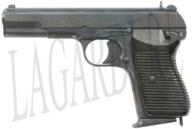 P04384